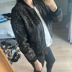 Leopard bomber jacket